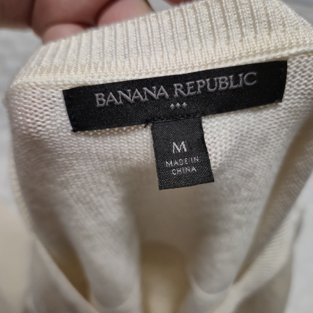 Banana‎ Republic Cream Ruffle Sweater - Picture 6 of 7